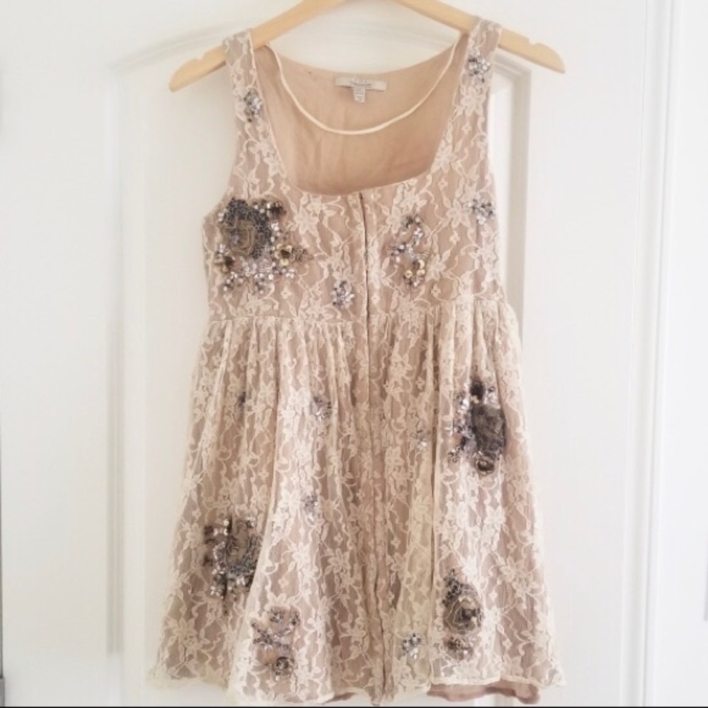 Gorgeous Zara Sequin embroidered lace tunic